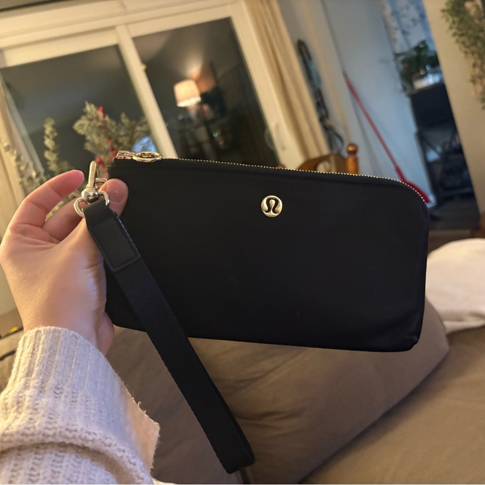 Lululemon Curved Wristlet